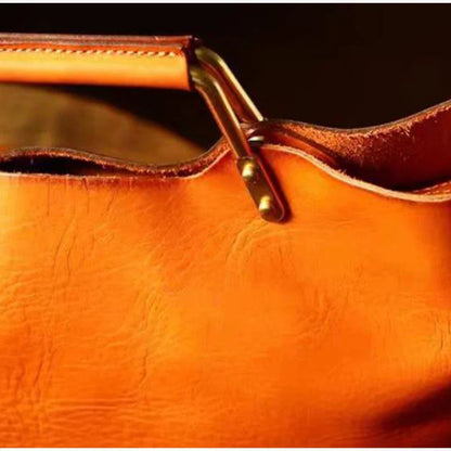 The Ashbury Tote Bag — Sleek, Spacious & Everyday-Ready